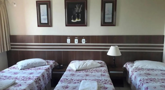 Трёхместный номер Standard San Marino Hotel