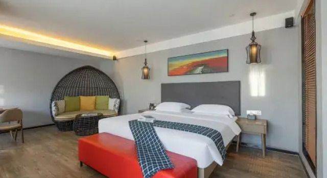Люкс Tiangang Manfei Hotel (Ningbo Southern Business District Luomeng Universal City Store)