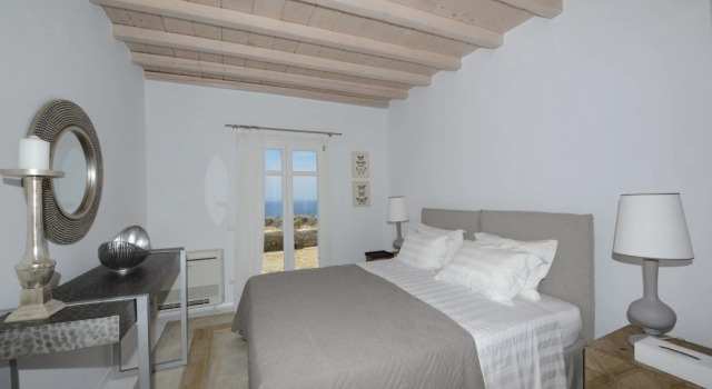 Villa Crystal