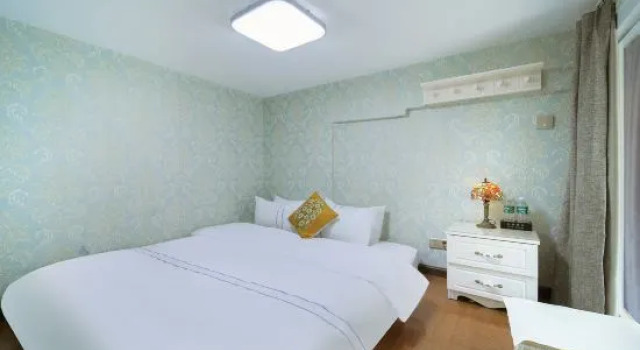 Люкс Дуплекс с 2 комнатами Shiyou Theme Smart Apartment (Dali Railway Station)