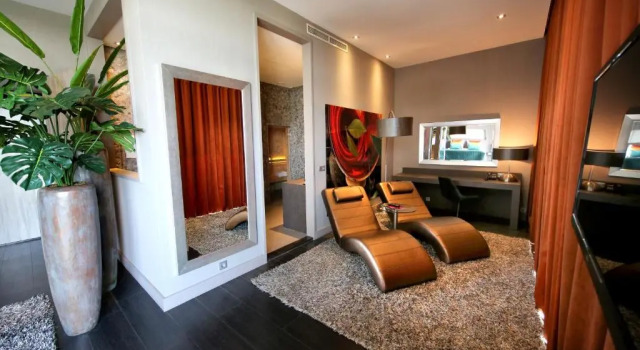 Люкс Van der Valk Hotel Middelburg