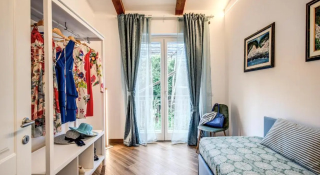 CHEZ MARIE - modern apartment in countryside, Забронировать Апартаменты/квартира Апартаменты Сорренто, рядом с Il Vallone dei Mulini, Апартаменты/квартира