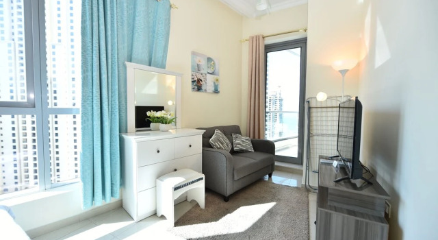 RYN - Dubai Marina Studio with balcony, Забронировать Отель Отели Эмирата Дубая с бассейном, рядом с Dubai Marina Yacht Club, Бассейн