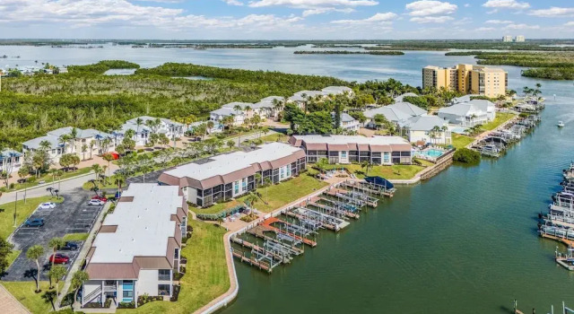 Номер Standard c 1 комнатой Estero Island Yacht & Racquet Club 224 1 Bedroom Condo