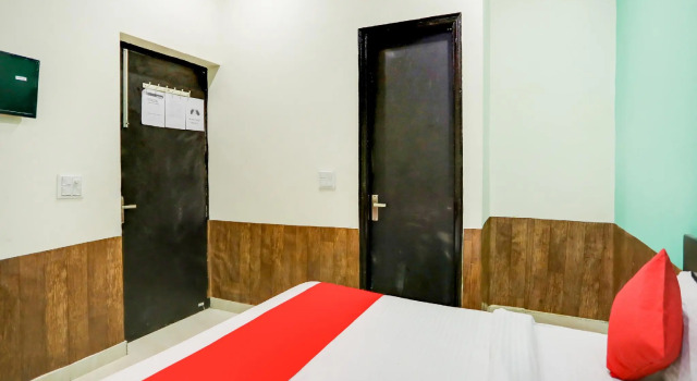 OYO 75162 Hotel Sanskar, Varaa Hotelli Faridabad Haryana