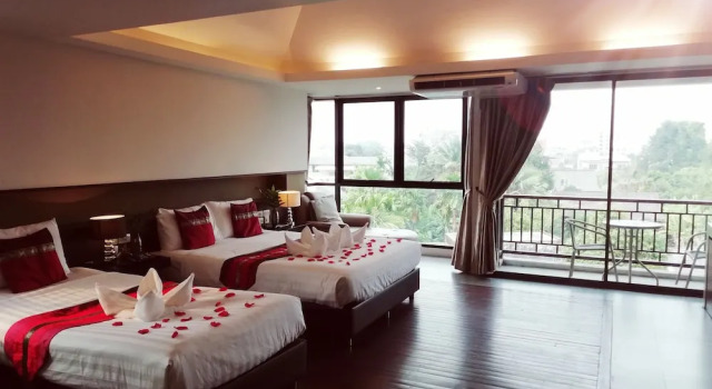 Трёхместный семейный номер Deluxe с балконом Mandala House, Chiang Mai