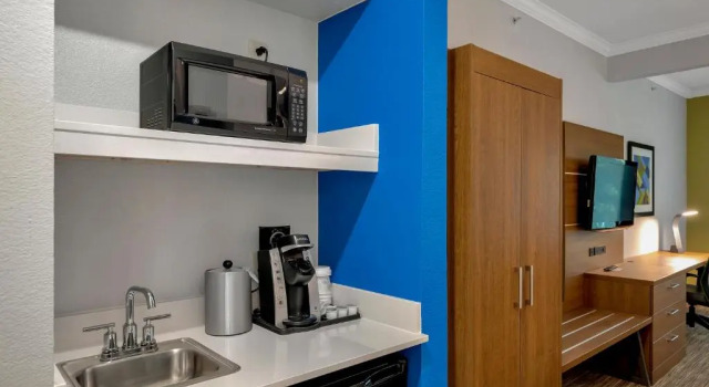 Люкс Holiday Inn Express Hotel & Suites Lufkin South by IHG