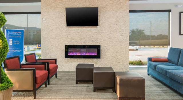 Comfort Suites DeSoto Dallas South