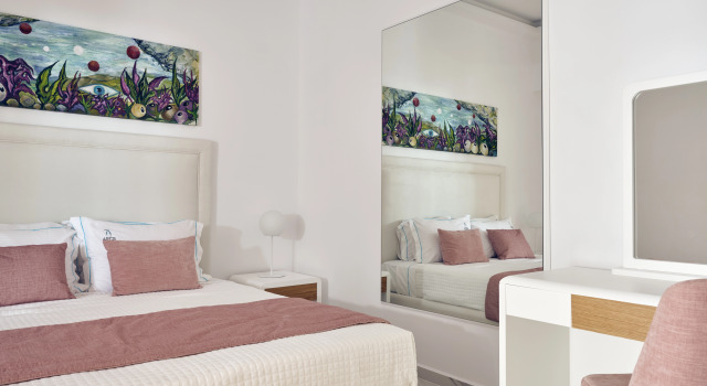 ΑRCS Suites & Residences