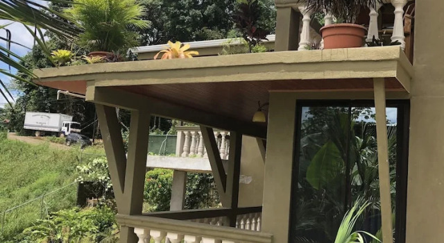 Четырёхместный номер Standard с балконом Jacamar Corcovado Drake Bay