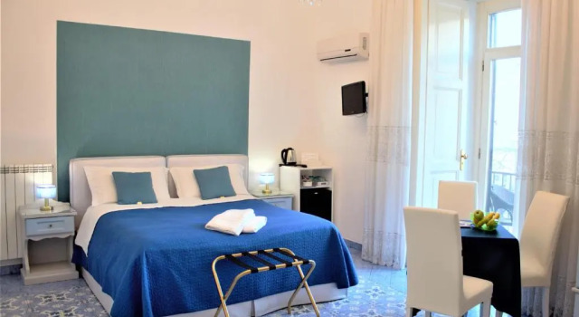 Трёхместный номер Standard Piazza Tasso B&B