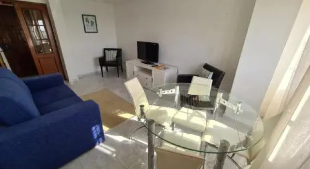 Apartamento Álvaro de Campos 78