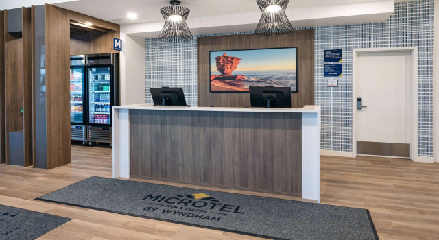 Microtel Inn & Suites by Wyndham Summerside, Buchen Sie Hotel Hotels in Prince Edward Island mit Pool, Schwimmbad