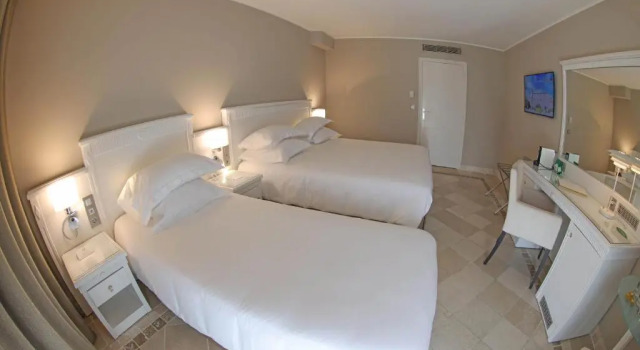 Трёхместный номер Deluxe с видом на море Hôtel LAbbaye