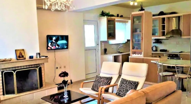 Вилла Ioannas Villa 10 minutes walking from sea