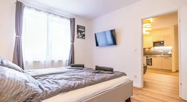 Comfy 2BR 1LR Apartment Donaustadt, Prenota Appartamento Vienna Austria, vicino a Stadlau