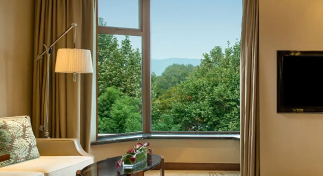 Двухместный люкс Prestige Sofitel Hangzhou Westlake