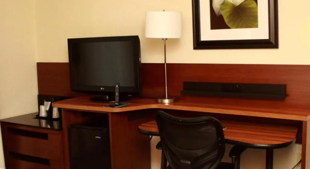 Номер Standard Fairfield Inn & Suites by Marriott Fairmont