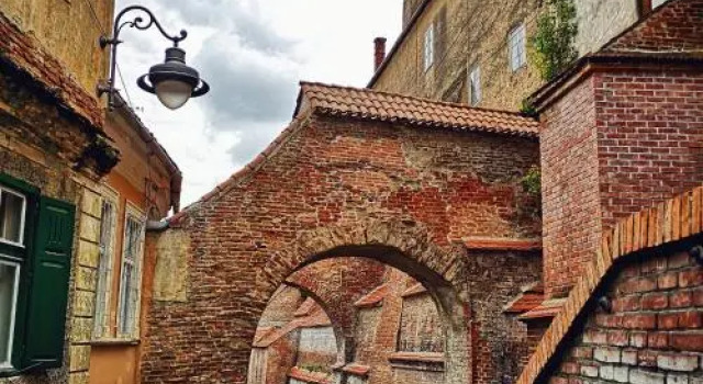 Kleines Hotel, Varaa Hotelli Sibiu Old Town 