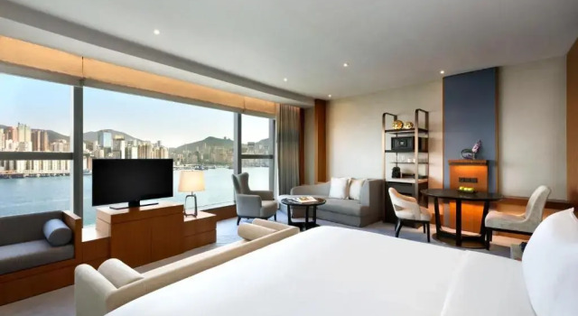 Двухместный номер Premier с видом на море Kerry Hotel Hong Kong by Shangri-la