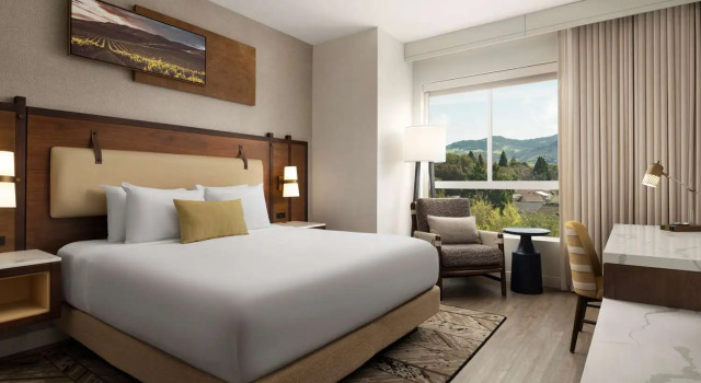 Люкс c 1 комнатой Hotel Centro Sonoma Wine Country, Tapestry Collection Hilton