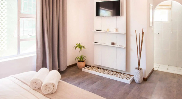 Feather Nest Guest House