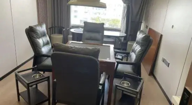 Люкс Aifeng Hotel (Yancheng Sheyang Jiefang Road Branch)