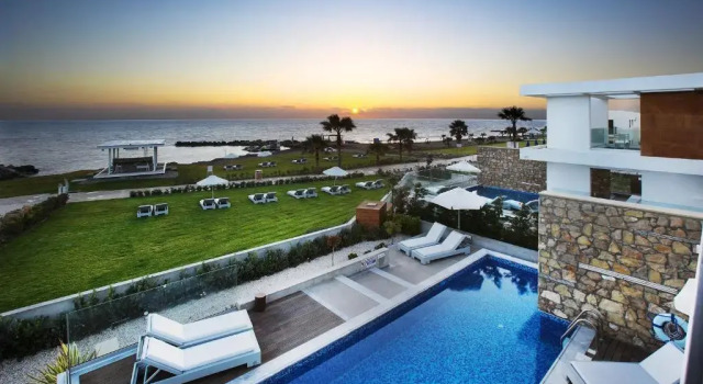 Вилла с 3 комнатами рядом с пляжем Paradise Cove Beach Villas
