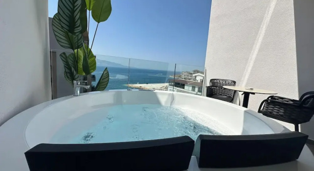 Двухместный номер Standard с видом на море DREAM HOTEL SARANDA