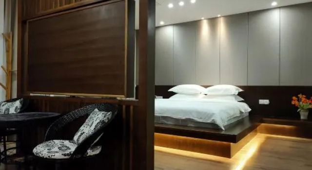 Кровать в общем номере Linshuitai Homestay