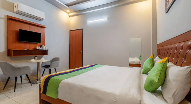 Номер Standard ExpoMart Inn