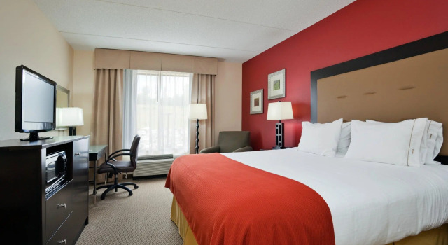 Двухместный номер Standard Holiday Inn Express Hotel & Suites Kodak East-Sevierville by IHG