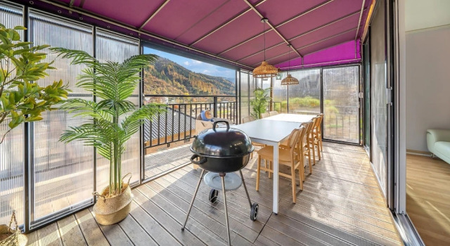 Номер Standard с 2 комнатами с балконом Gapyeong Ddobagi Pet & Spa Glamping