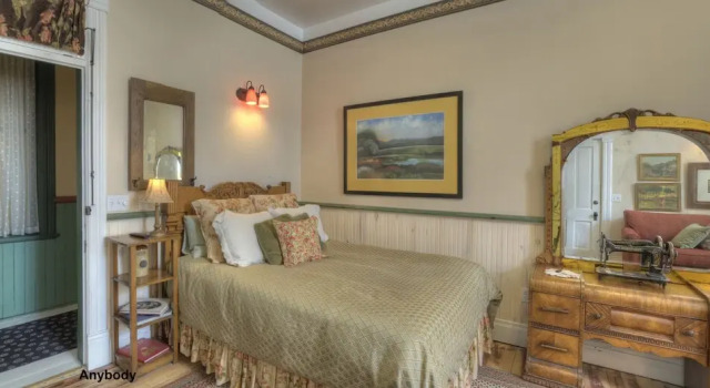 Suite Nobody's Inn