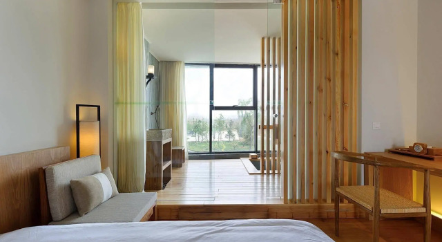 Bazhou MingTang Sun Moon Lake Hot Spring Hotel, Rezerwuj Hotel Hotele biznesowe w Bazhou, 4* 5*