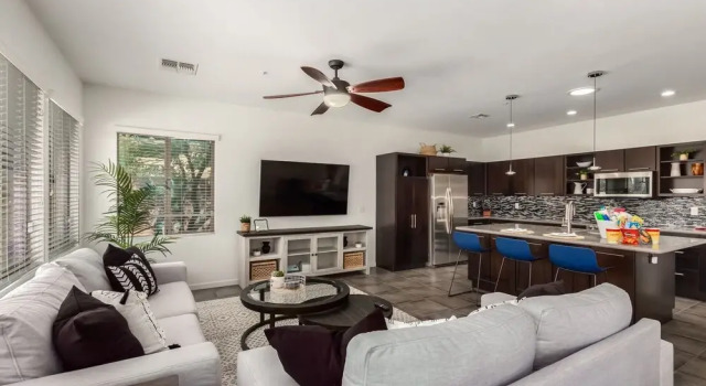Merlot Gilbert 3 Bedroom Home by RedAwning, Забронировать Дом для отпуска Гилберт 