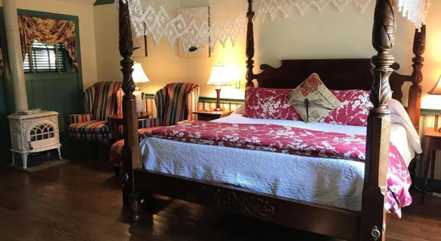 Двухместный номер Superior Captains House Inn