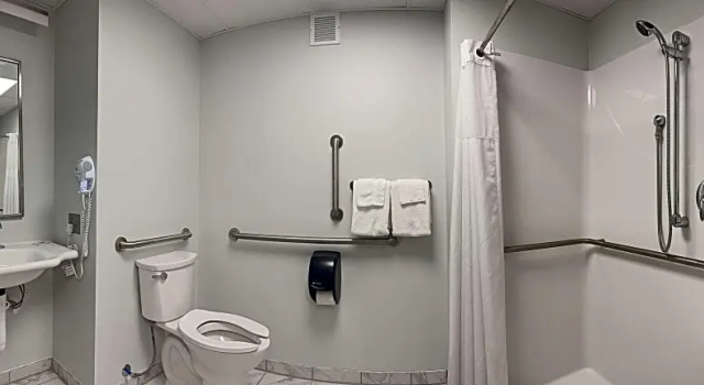 Номер Standard Quality Inn Montpelier