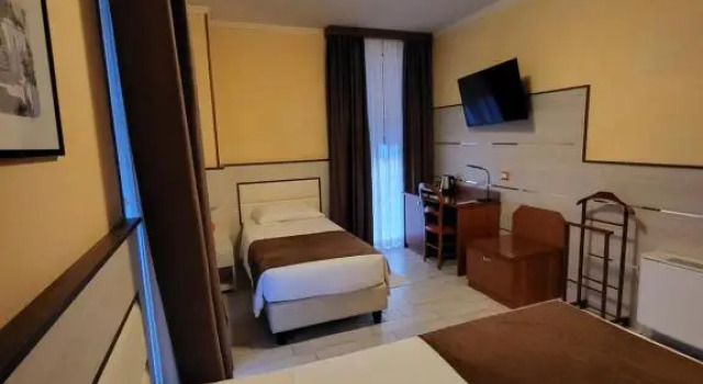 Standard Doppel Zimmer mit Balkon Hotel Lenotel