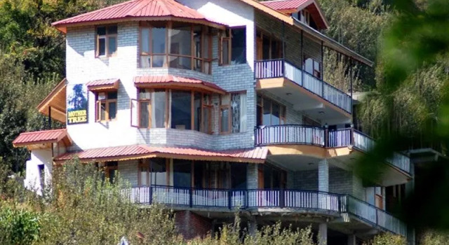 Mother Tree Cottage Manali, Забронировать Дом для отпуска Виллы Манали, Вилла