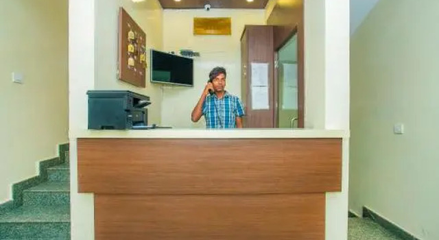 OYO 19124 Rd Inn, Rezerwuj Hotel Hoskote Bangalore