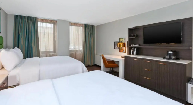 Четырёхместный номер Standard Hotel Indigo Rochester - Mayo Clinic Area by IHG