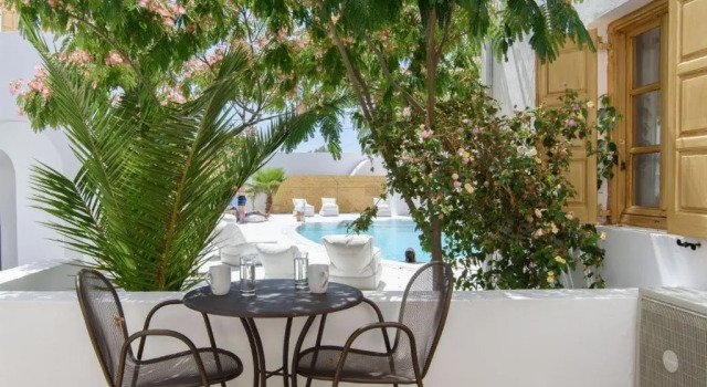 Люкс c 1 комнатой с частичным видом на море Santorini Crystal Blue Boutique Hotel
