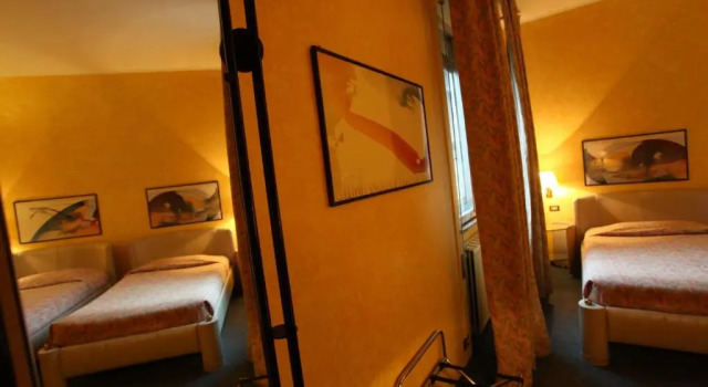 Четырёхместный номер Standard Hotel Lincoln