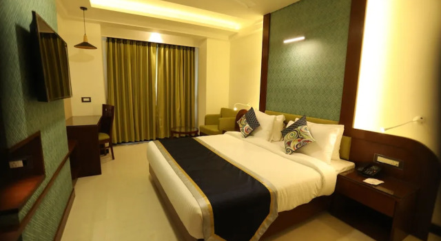 Двухместный номер Premium The Pinnacle INN Sarnath