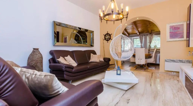 Апартаменты Camelia Luxury Apartments