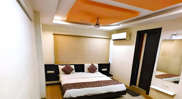 Номер Standard Hotel Sadbhav