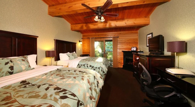 Oakwood Resort, Varaa Lomakeskus Grand Bend Ontario