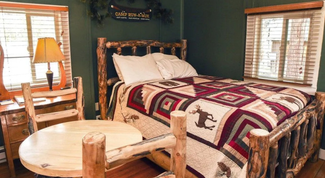 Triple R Cottages by Rocky Mountain Resorts