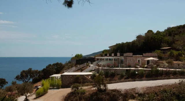 Апартаменты Royal Resort Capo Bianco